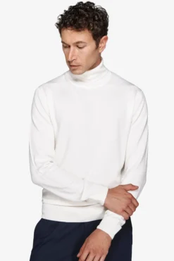 Maglia dolcevita basic panna