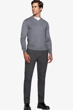Maglia scollo a V grigio medio