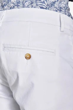 Pantaloni chino bianchi