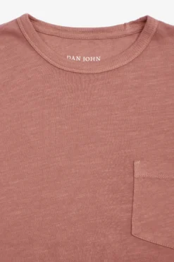T-shirt girocollo con taschino cipolla